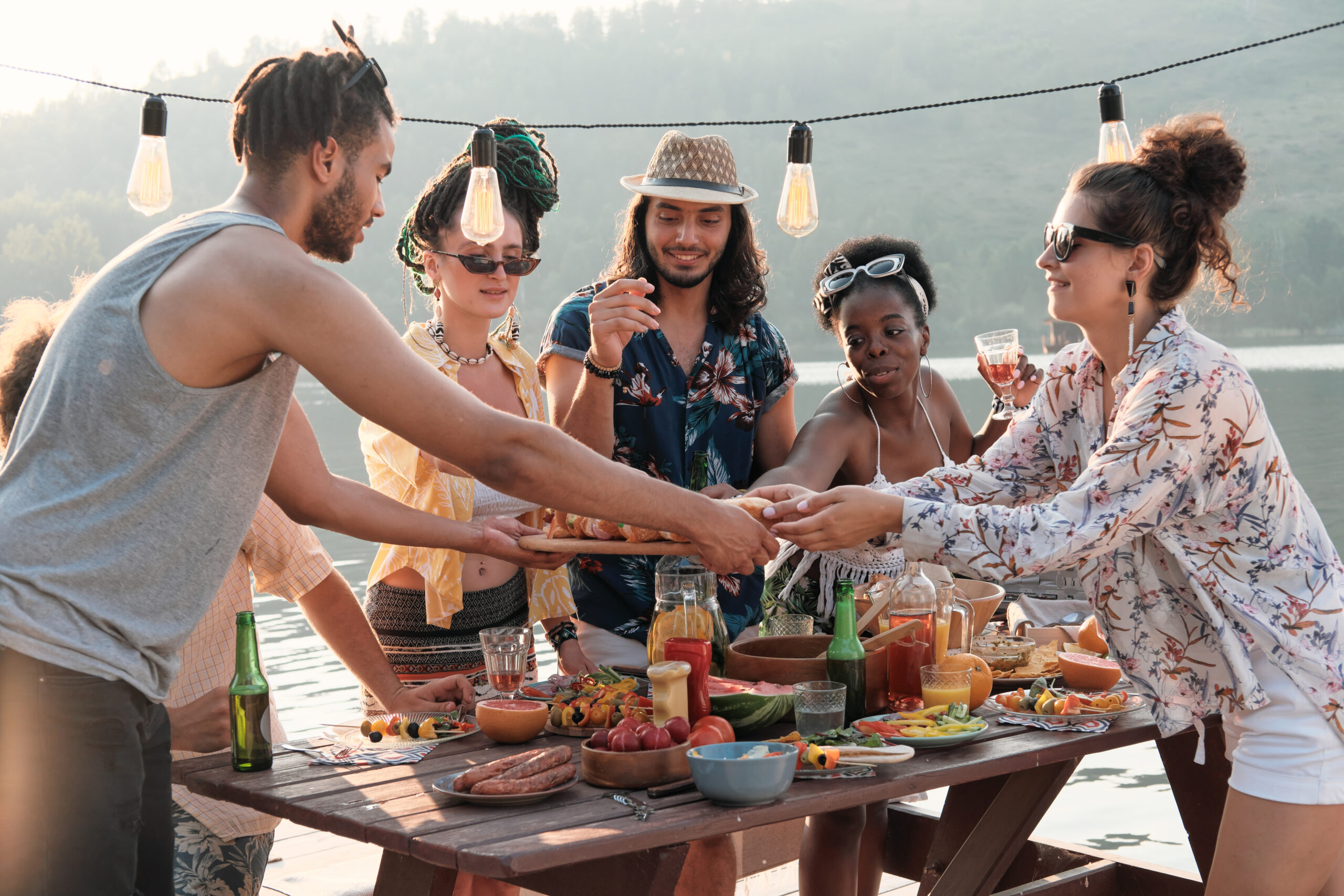comiendo lomo ibérico